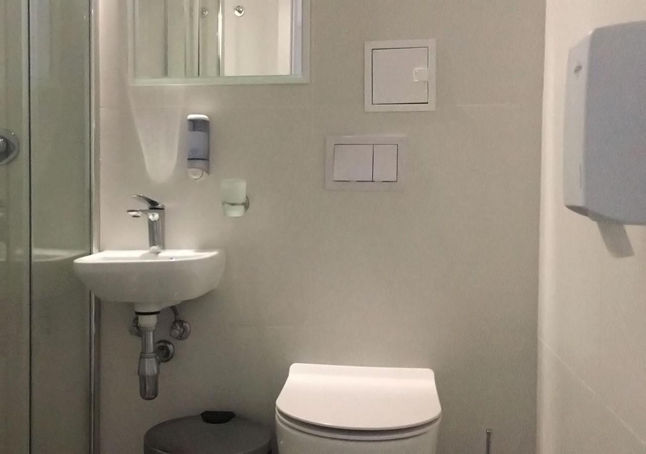Kyivpasservis Hotel Eksteriør billede